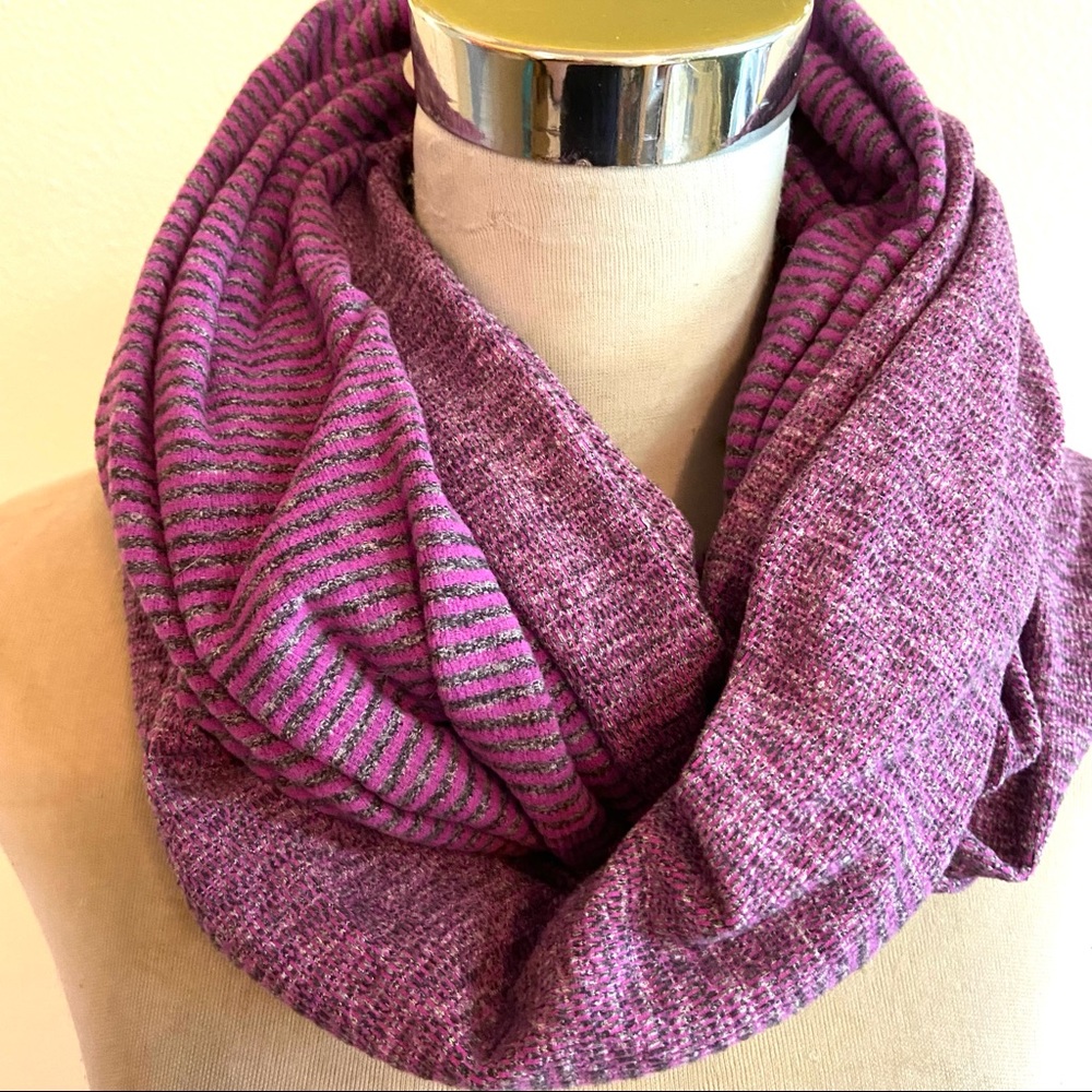 Lululemon infinity scarf purple stripe or wear unsnapped as a regular scarf